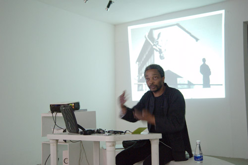 Curating African Art in a Global Context: 
Lecture by Simon Njami